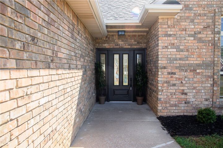 Property Photo: 705 Drake Street AR 72712
