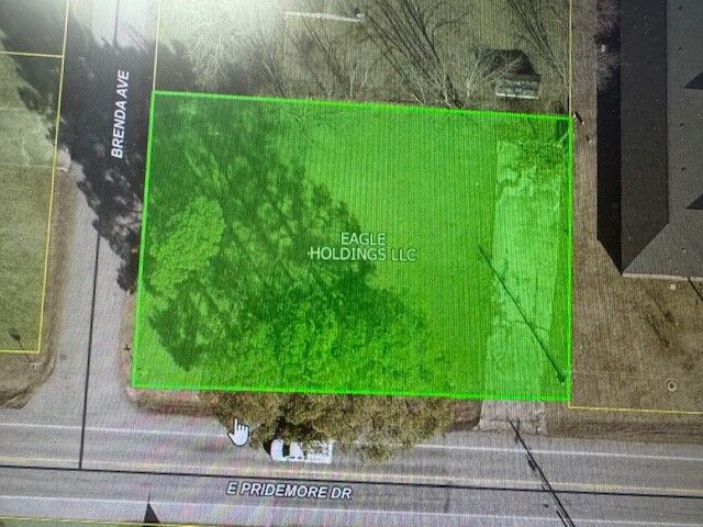 Property Photo: 709 E Pridemore Drive AR 72744