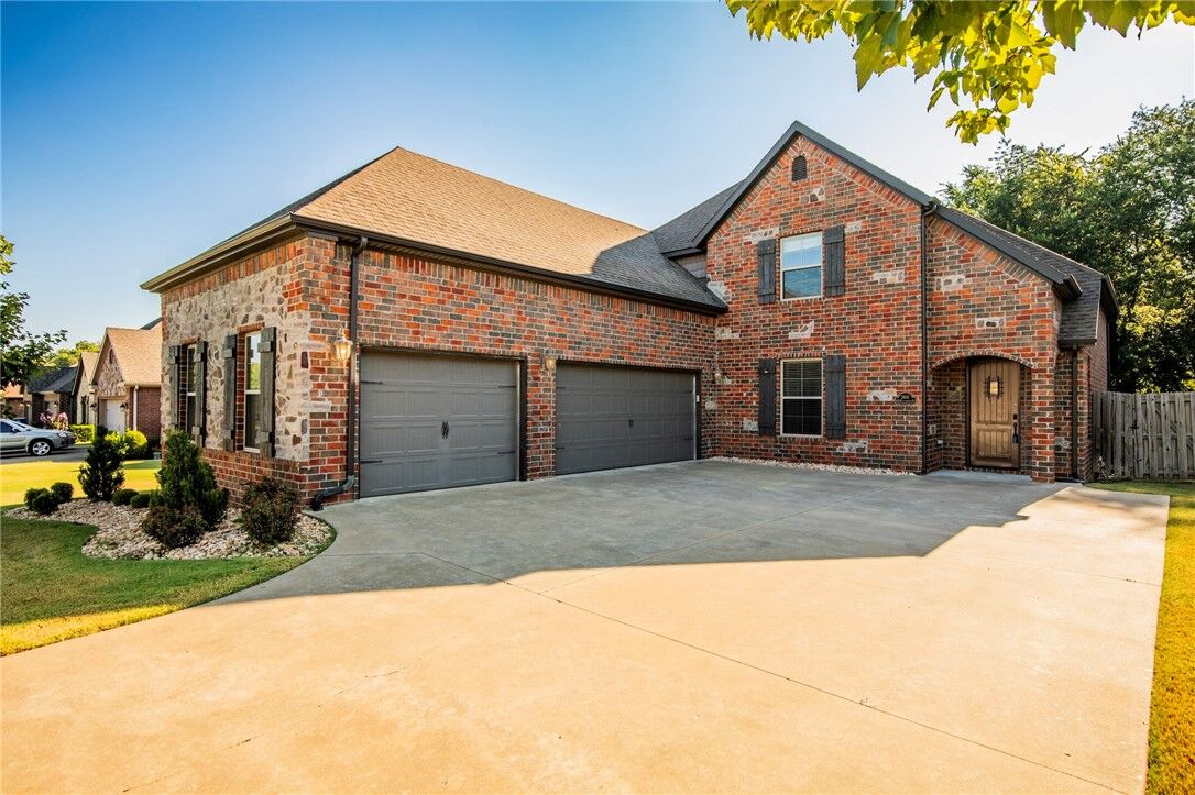 Property Photo: 3601 SW Willowbrook Road AR 72713