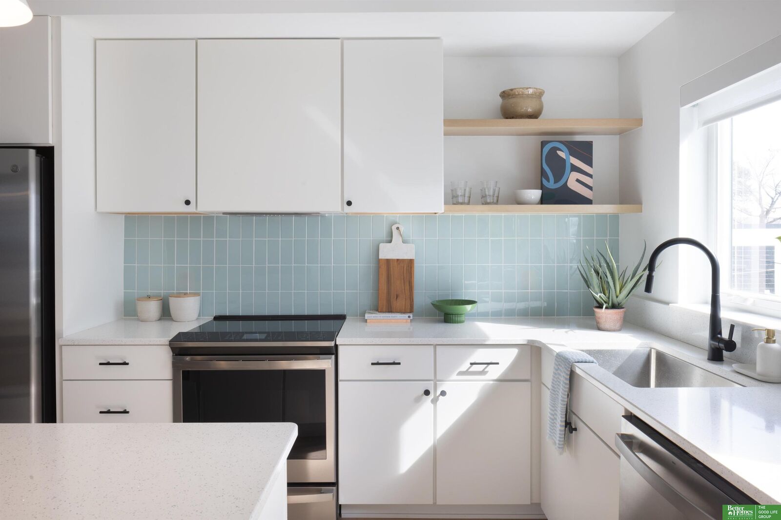 Property Photo:  5301 Elmwood Plaza  NE 68106 