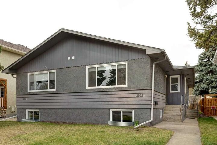 3105 A &Amp B, 3017 A &Amp B 38 Street SW  Calgary AB T3E 3G4 photo