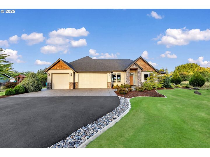 Property Photo: 18801 NE 113th Ave WA 98604