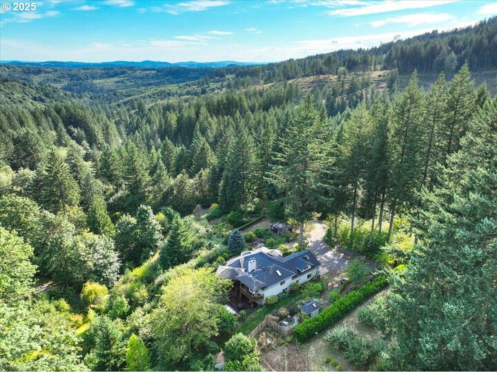 Property Photo:  2507 NE 375th Ave  WA 98671 
