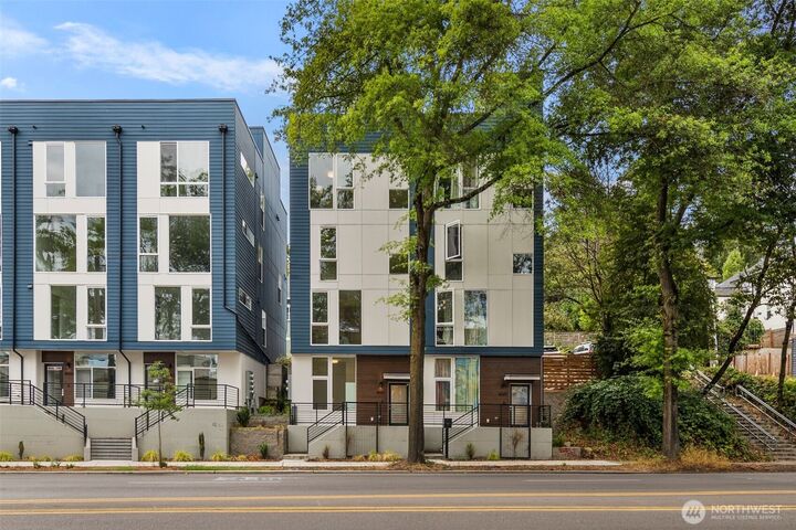 Property Photo:  4051  Rainier Avenue S  WA 98118 