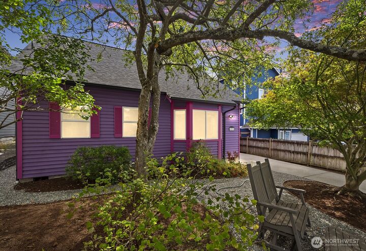 12332  40th Avenue NE  Seattle WA 98125 photo