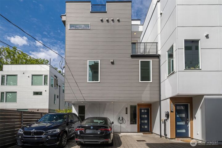 2706 S Washington Street A  Seattle WA 98144 photo