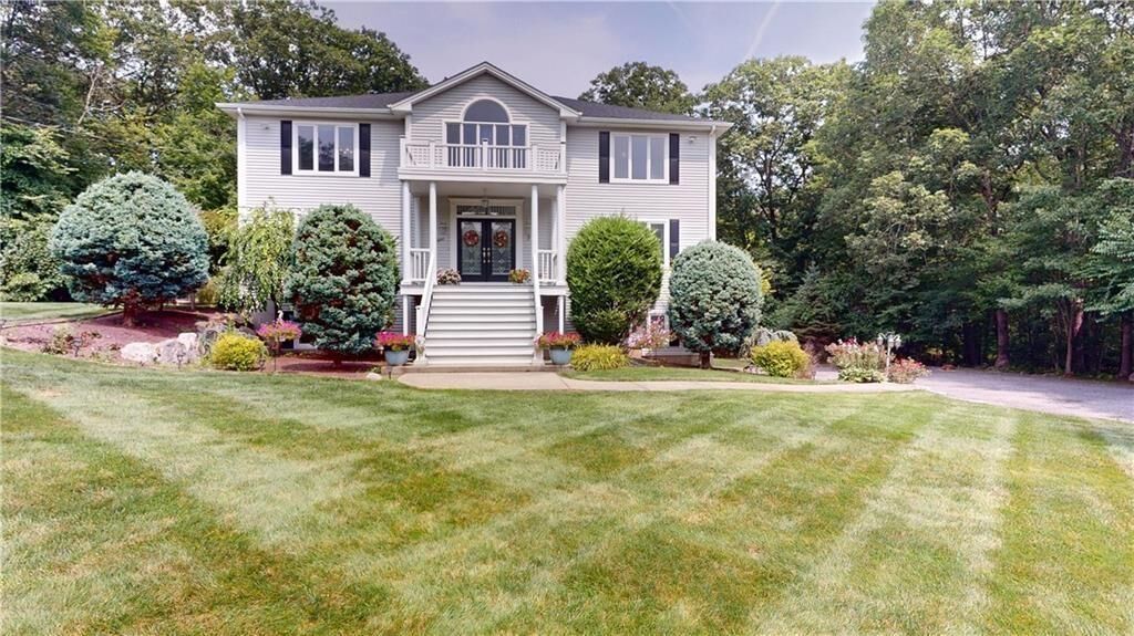 Property Photo:  9 Mahoney Drive  RI 02831 