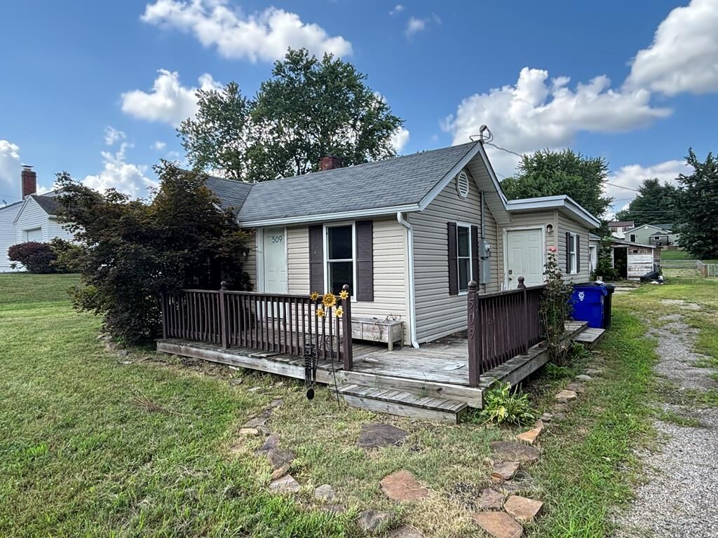 Property Photo:  509 Parsons Ave.  OH 45601 