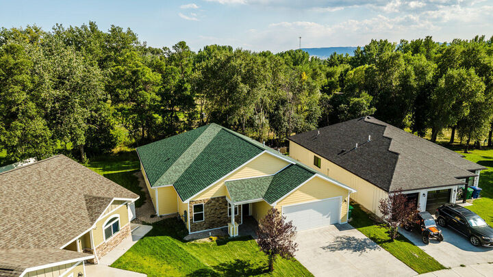 Property Photo:  476 Creek Circle  WY 82801 