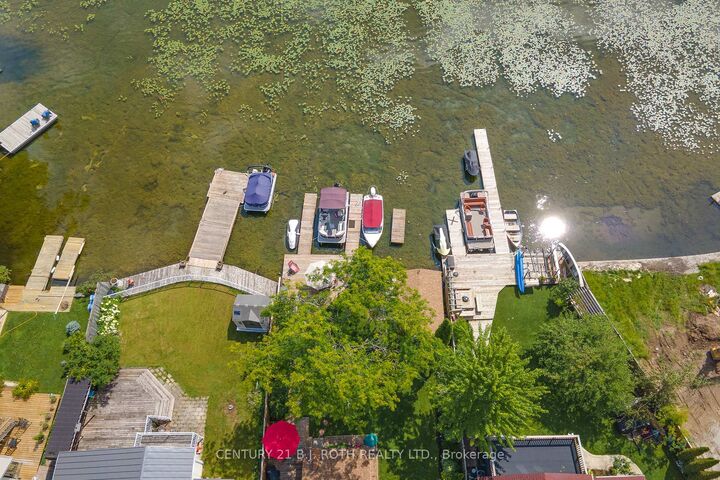 Property Photo: 175 Cedar Island Road ON L3V 1T2