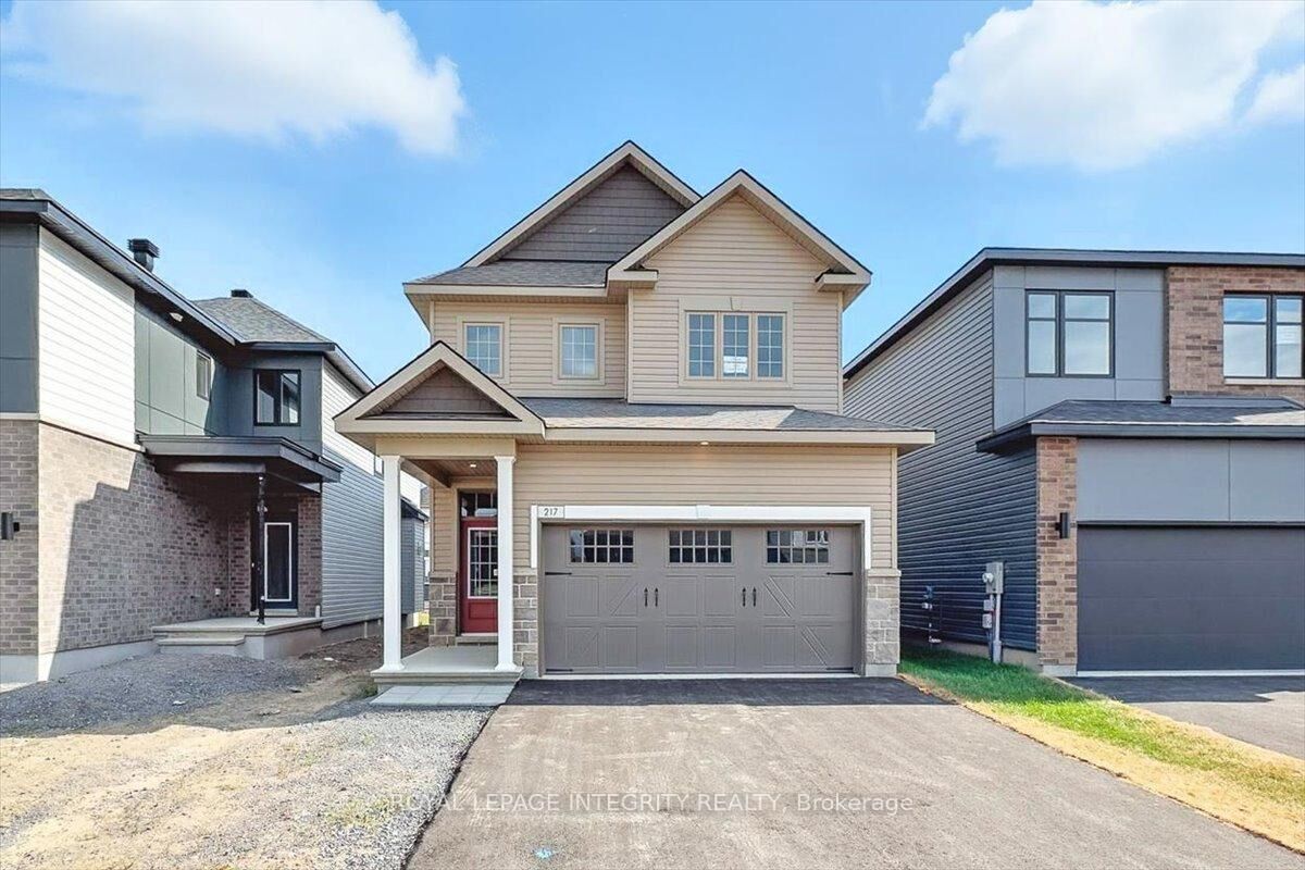 Photo de la propriété:  217 Massalia Crescent  ON K4A 5R1 