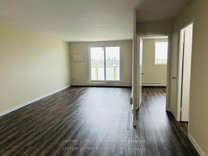 Photo de la propriété: 573 Mornington Avenue 1011 ON N5Y 4T9