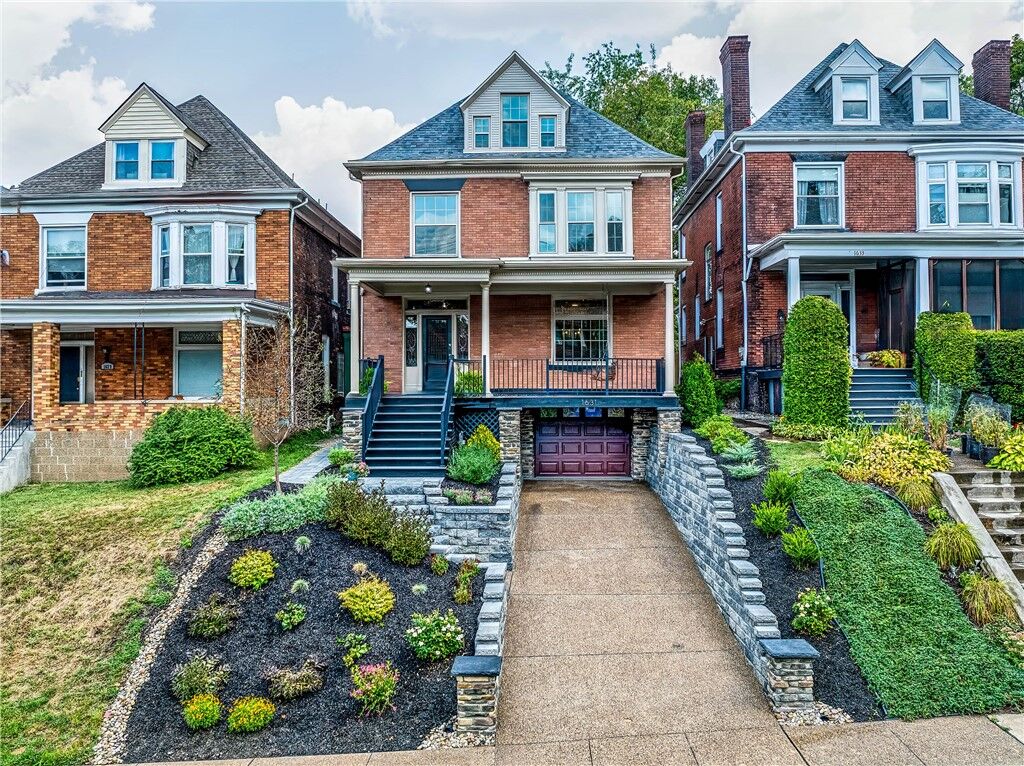 Property Photo:  1631 Denniston Street  PA 15217 