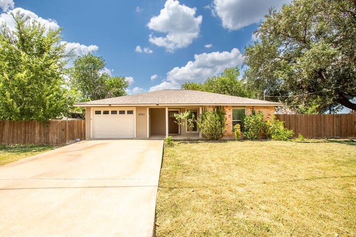Property Photo: 2701 Peach Tree Lane TX 78613