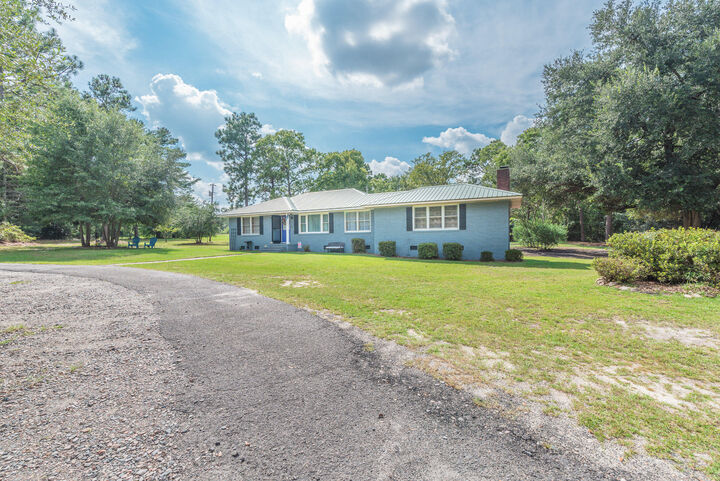 Property Photo: 581 Montmorenci Road SC 29801