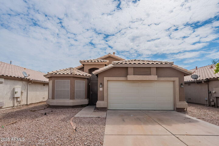 Property Photo:  165 S Quartz Street  AZ 85296 