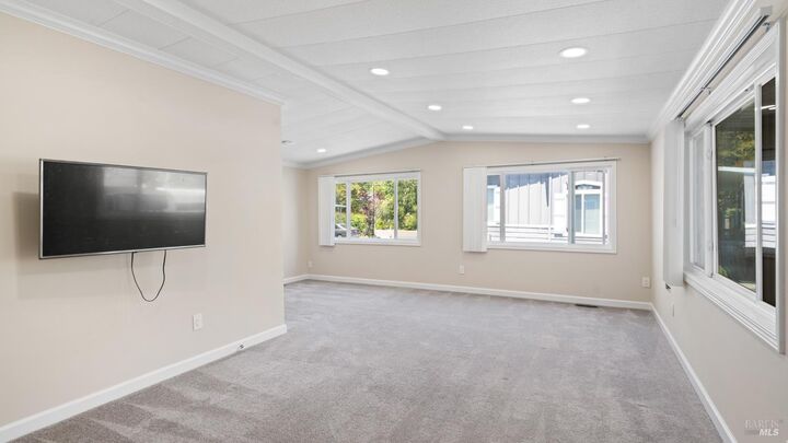 Property Photo:  108 Cardinal Way  CA 95409 