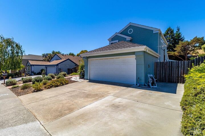 Property Photo: 509 Solano Drive CA 94510