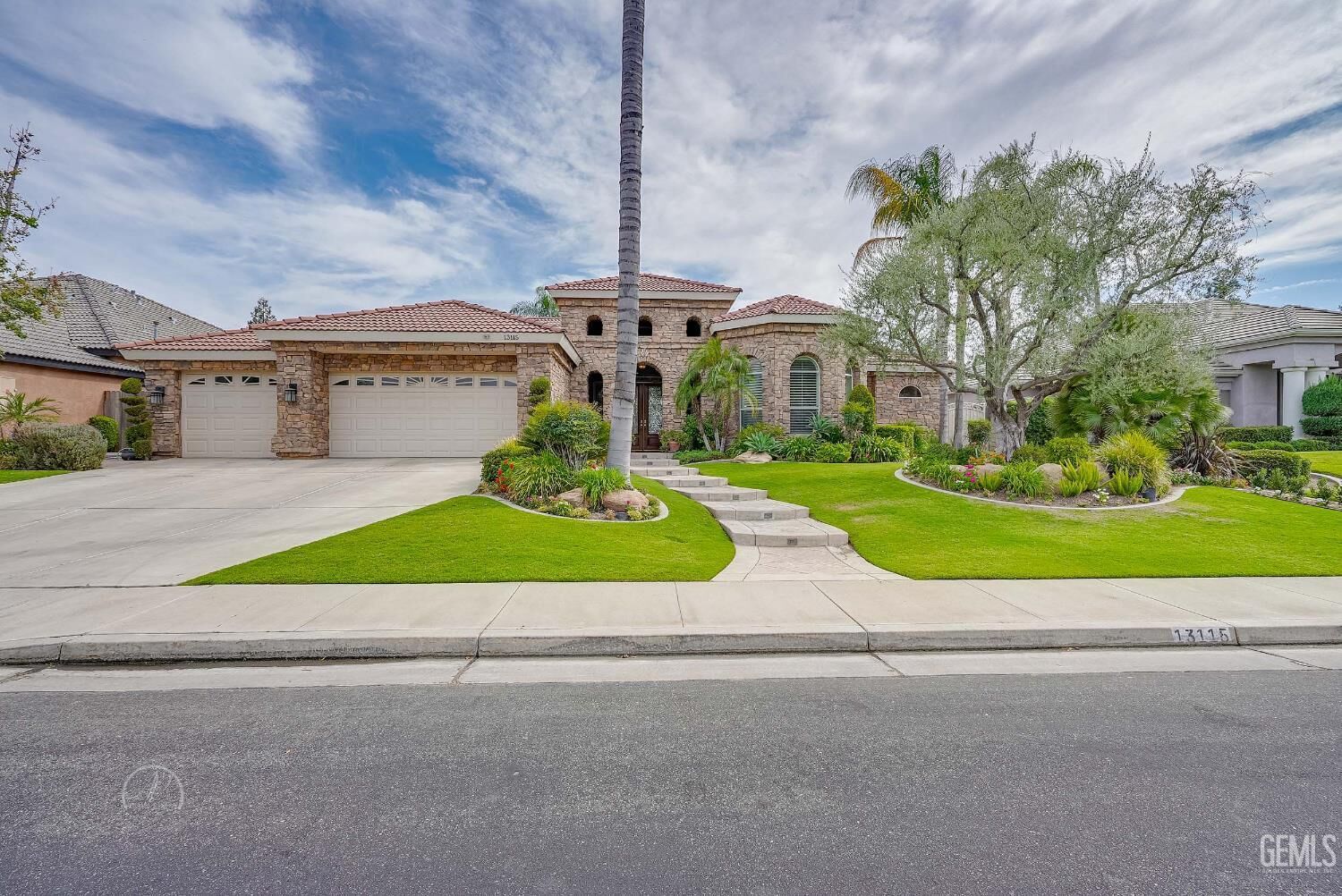 Property Photo: 13115 Nantucket Place CA 93314