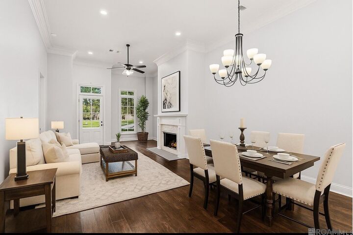 Property Photo: 14056 Park Terrace Dr LA 70810