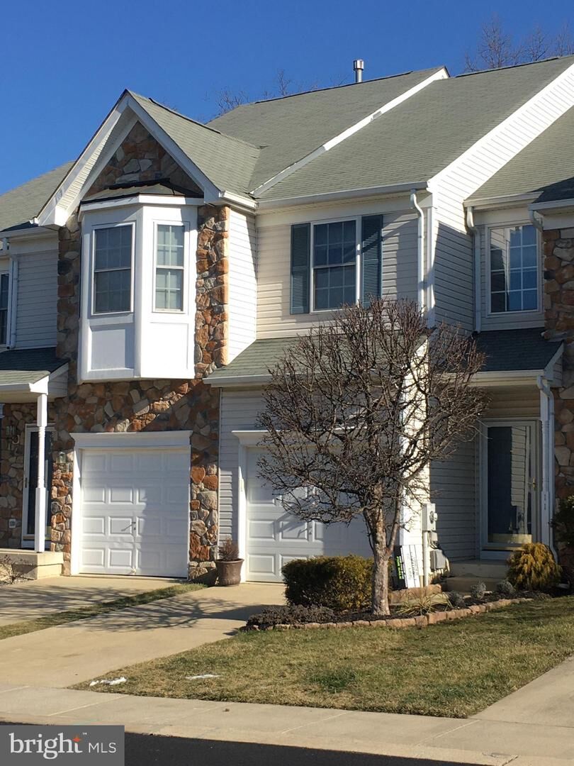 Property Photo: 11 Farmington Court NJ 08505