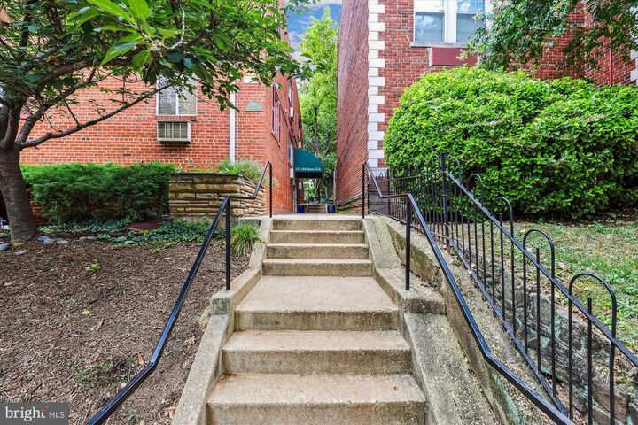 Property Photo:  513 12th Street NE 3  DC 20002 