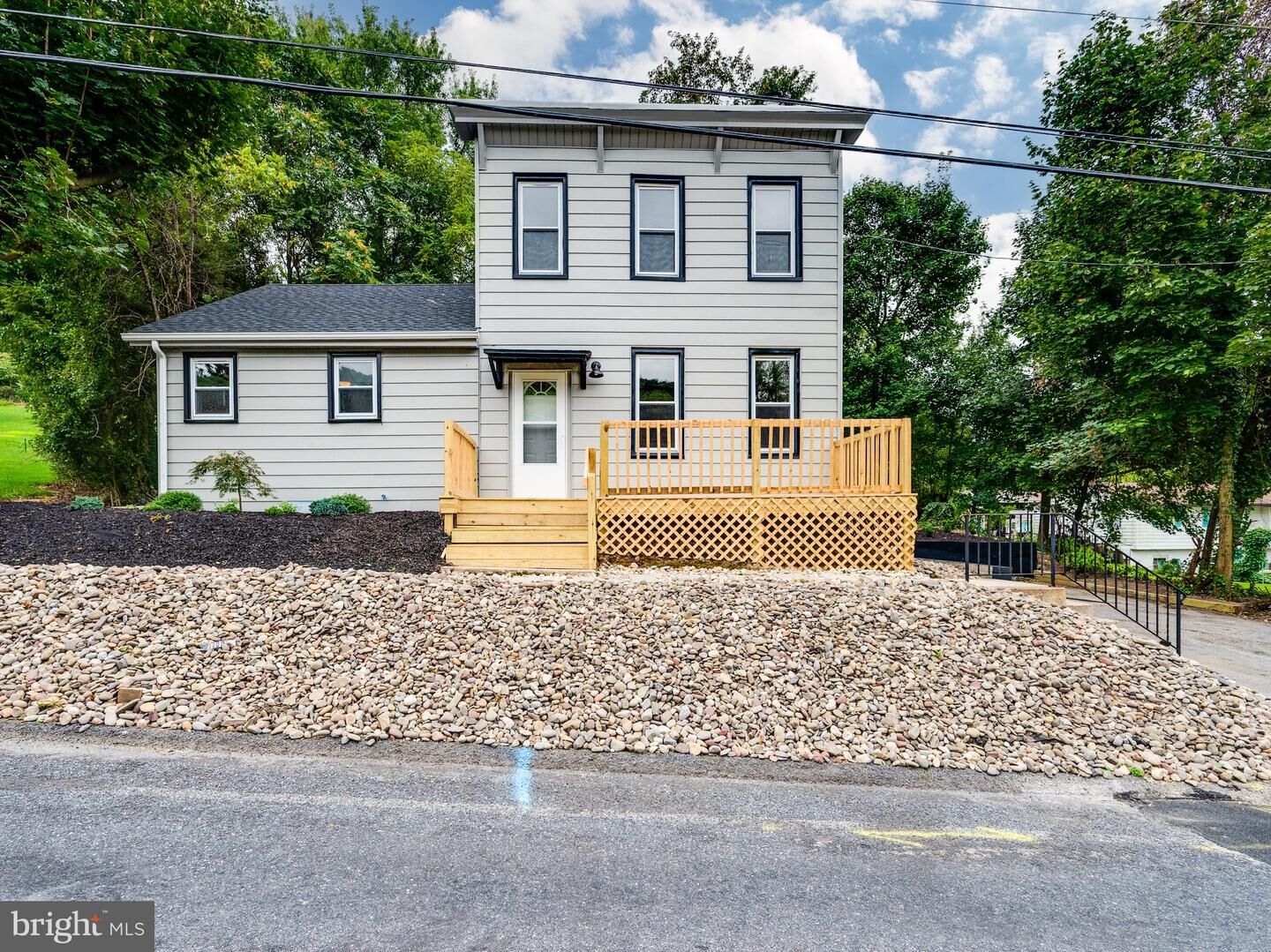 Property Photo: 2118 Elizabeth Avenue PA 19605