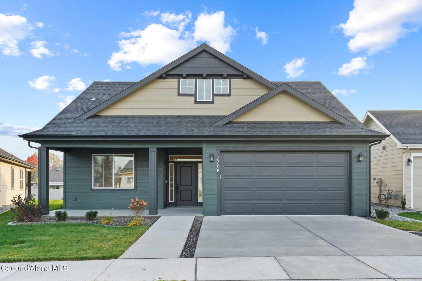 Property Photo:  1742 W Alsea Lp  ID 83854 