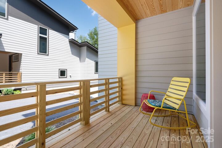 Property Photo:  5 Orrinel Way  NC 28806 