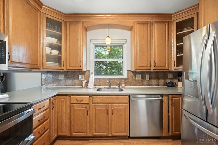 Property Photo: 1029 Bluejay Drive OH 45231