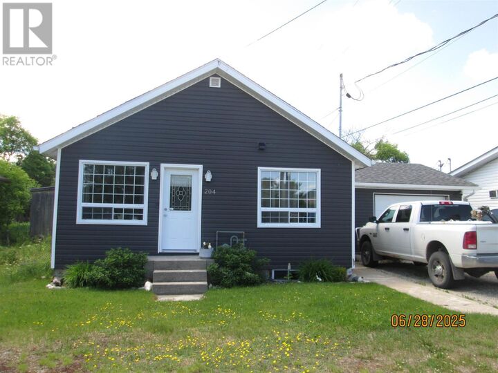 Property Photo: 204 West Street ON P0T 1T0