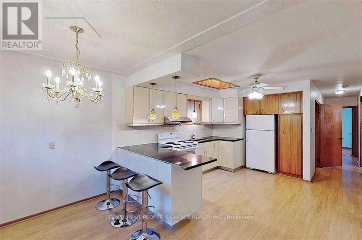Property Photo:  122 Rifle Range Road  ON L8S 3B6 