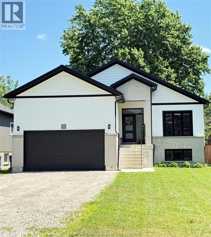 Photo de la propriété: 339 Oak Street West ON N0P 1C0