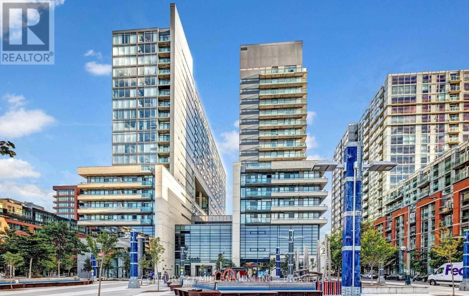 Property Photo: 36 Lisgar Street 622E ON M6J 0C7