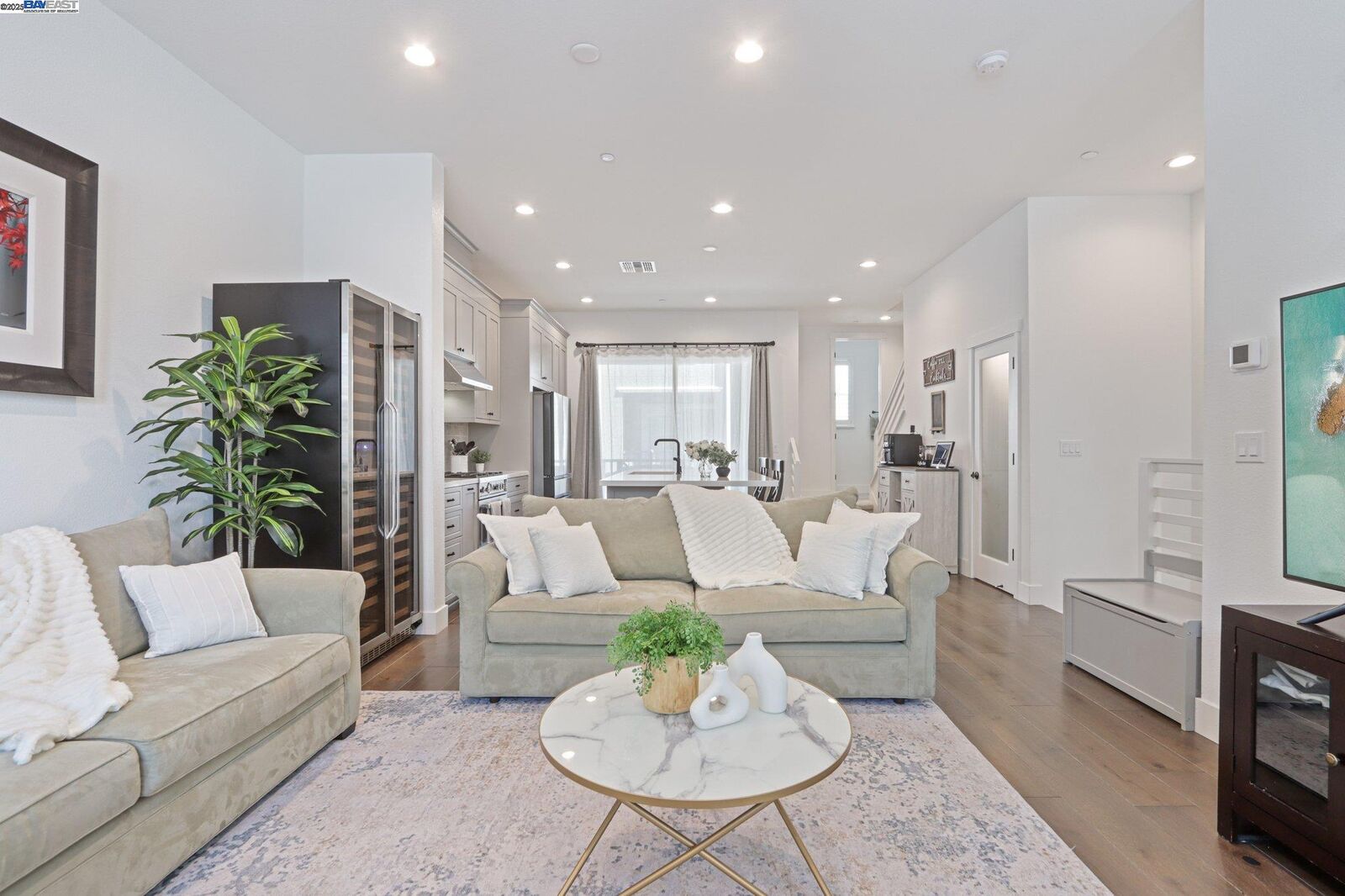 Property Photo: 8556 Tailwind Ave CA 94560