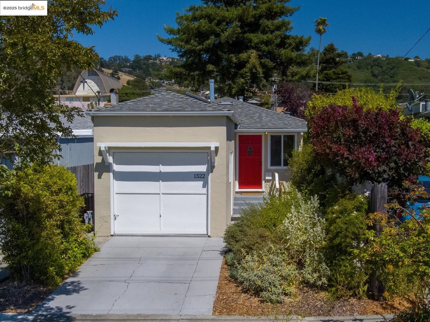 Property Photo: 1522 Elm St CA 94530