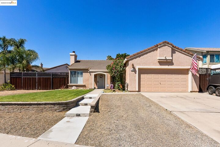 Property Photo:  1126 Deerpark Rd  CA 94561 