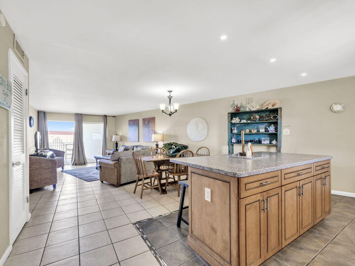Property Photo: 909 Santa Rosa Boulevard 165 FL 32548