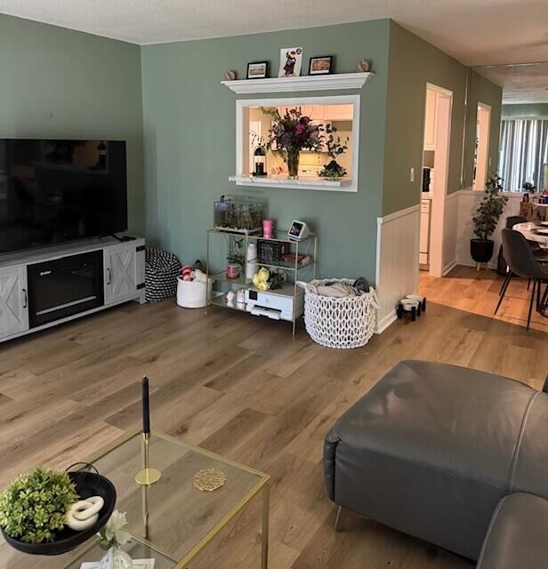 Property Photo: 2100 W Beach Drive H103 FL 32401