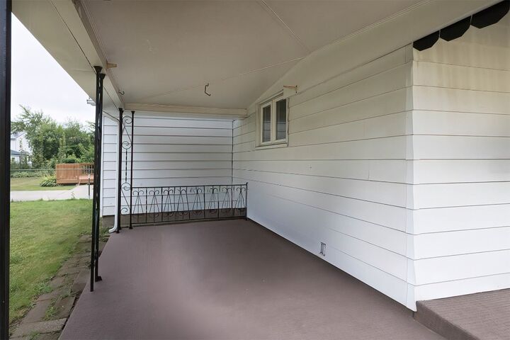 Property Photo: 3407 Elmwood Avenue PA 16508