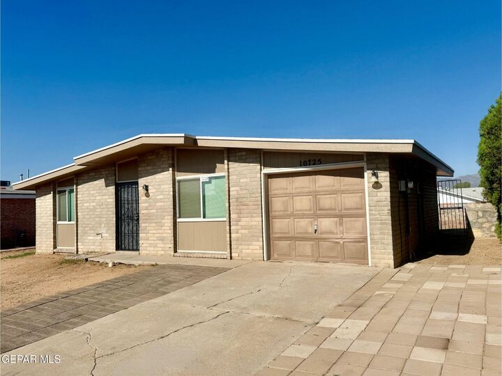 10725 Obsidian Street  El Paso TX 79924 photo
