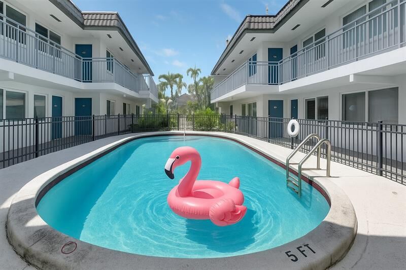 Property Photo: 1010 SE 15th St 112 FL 33316