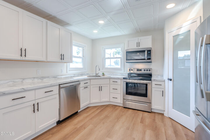 Property Photo:  520 S 10th Street  ND 58504 