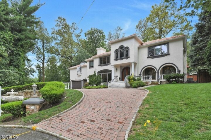 Property Photo: 23 Oak Rdg NJ 07081