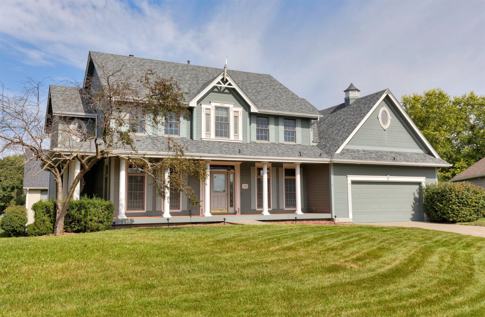 Property Photo: 718 NE Brook Haven Drive IA 50021