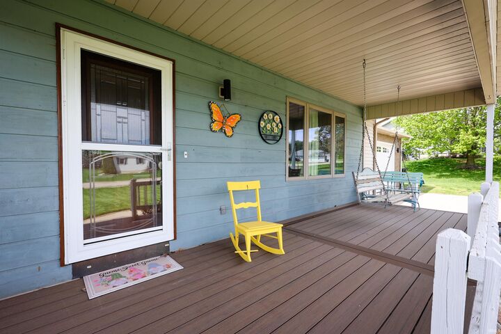 Property Photo: 925 N 280 W IN 46703