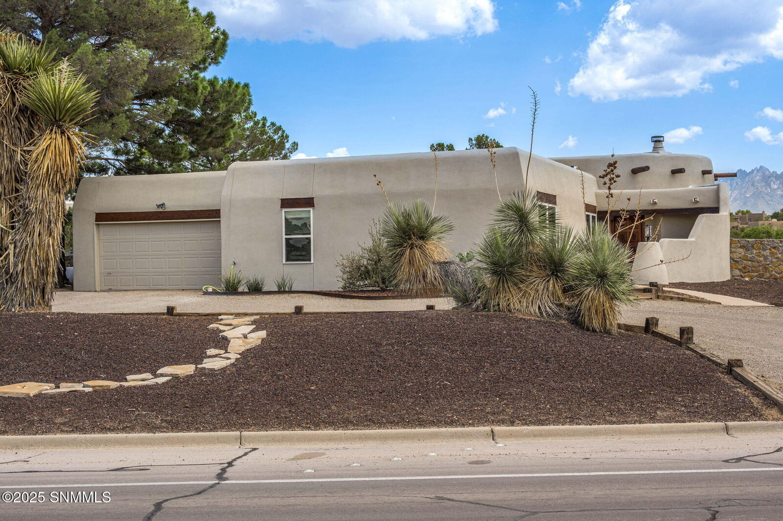 Property Photo:  5211 Remington Road  NM 88011 