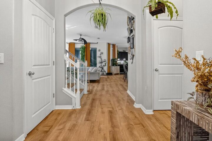 Property Photo:  16137 Wind View Lane  FL 34787 