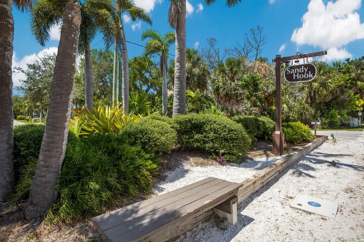Property Photo: 46 Sandy Hook Road FL 34242