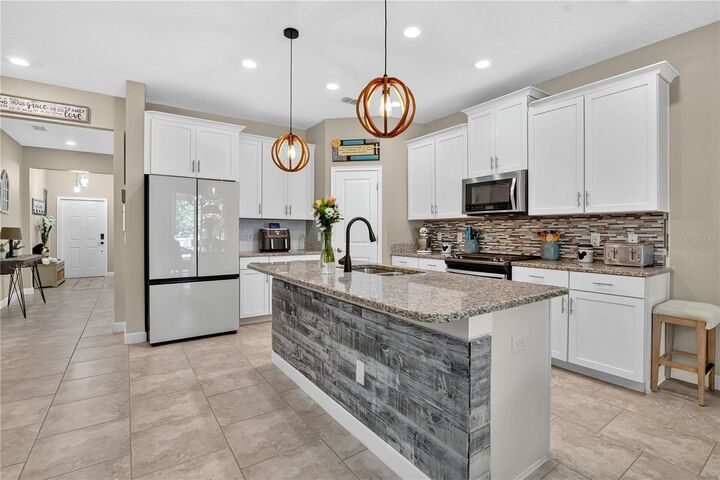 Property Photo: 7724 Purple Finch Street FL 34787